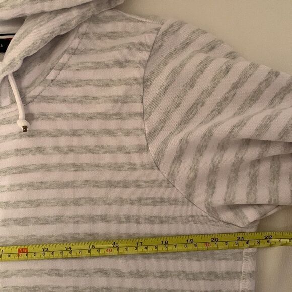 Tommy Hilfiger Stripped Hoodie Women’s Size L - Picture 4 of 11